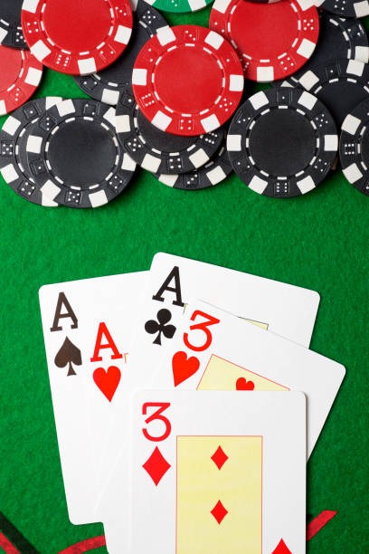 Live dealer at blackjack table on gayo 138 mobile app